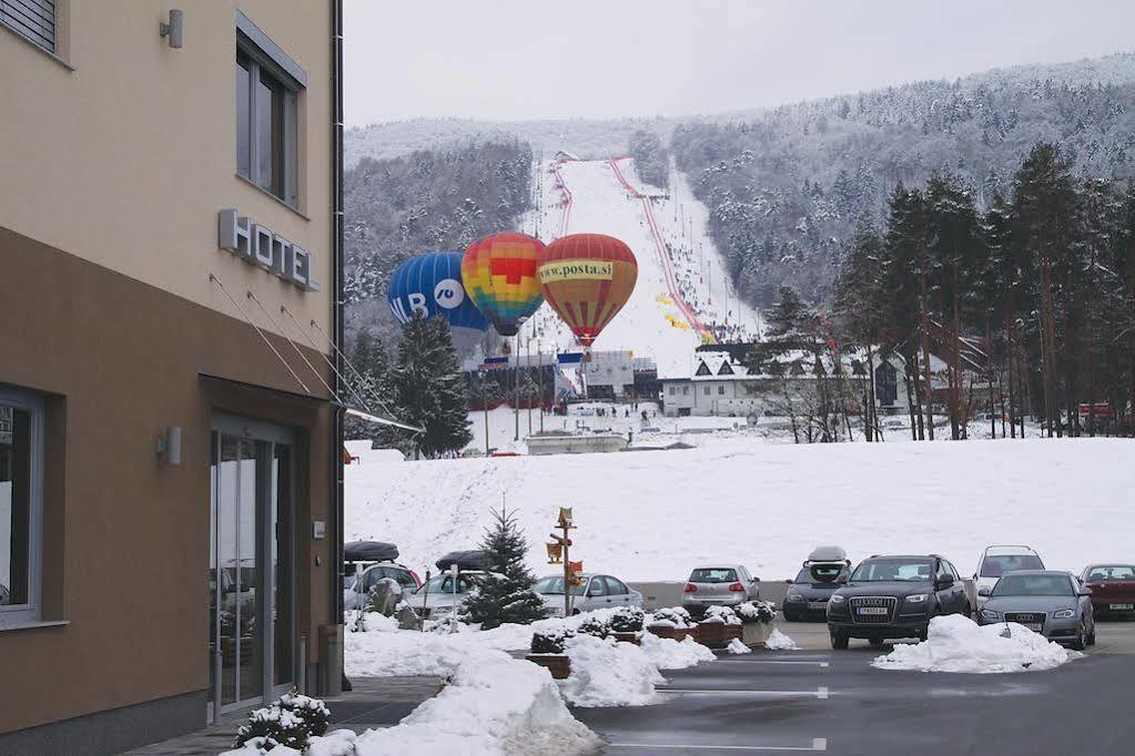 Hotel Dras Maribor Buitenkant foto